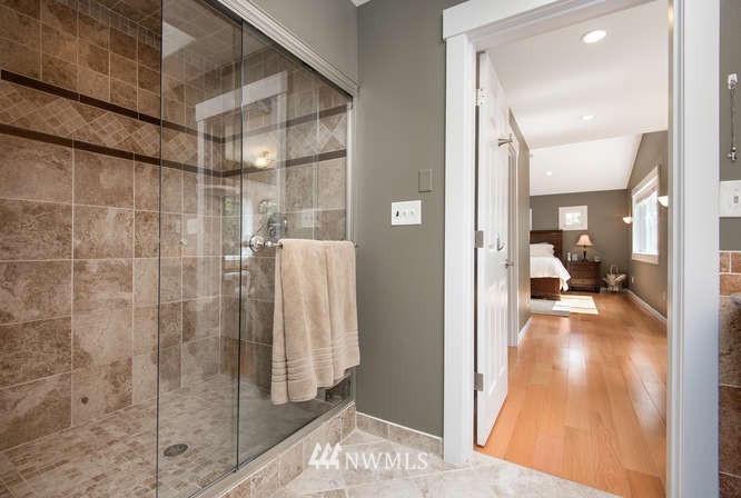 23820 Carter Road Bothell, WA 98021 - Photo 17 of 25