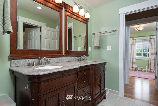 23820 Carter Road Bothell, WA 98021 - Photo 19 of 25