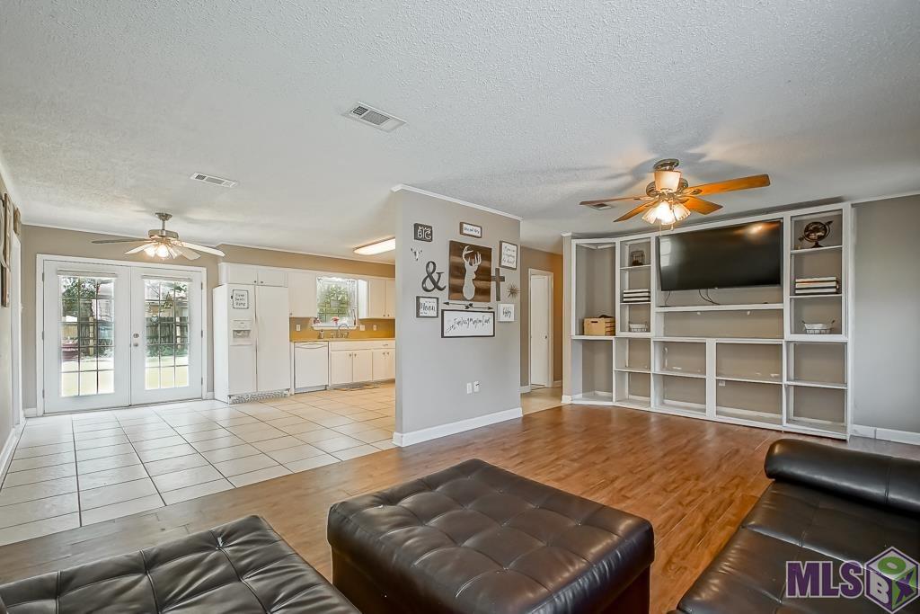 41126 Rhea Street Gonzales, LA 70737 - Photo 6 of 24 Gallery Image 6