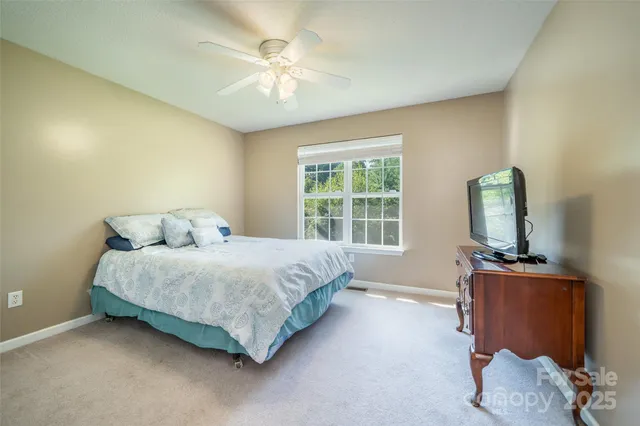 $599,000 | 151 Willard Lane, Hendersonville, NC 28792