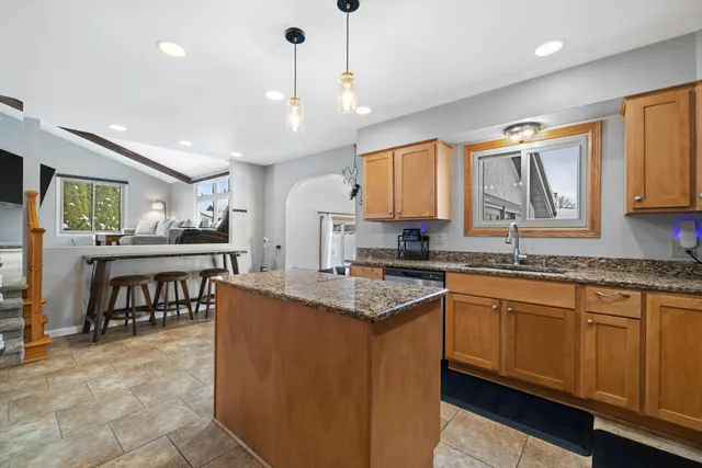 $700,000 | 8100 Imperial Drive, Franklin, WI 53132