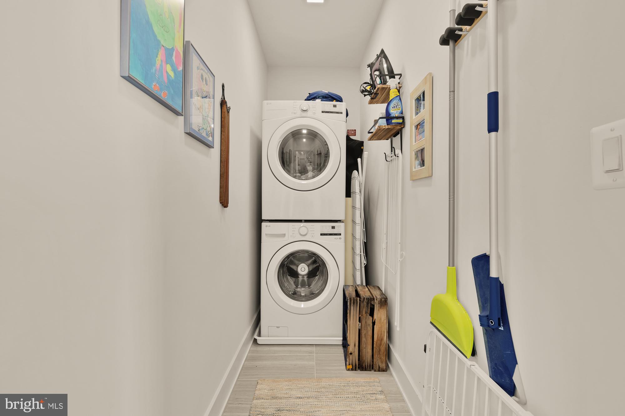 623 Kennedy Street Northwest, Unit 10 Washington, DC 20011 - Photo 16 of 29 a utility room with dryer and washer