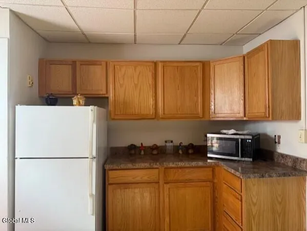 $1,100 | 92 Ontario Street, Cohoes, NY 12047