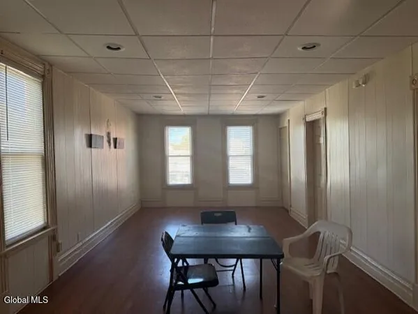 $1,100 | 92 Ontario Street, Cohoes, NY 12047