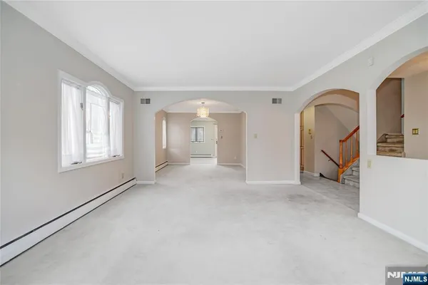 $1,499,000 | 31 Collins Avenue, Closter, NJ 07624