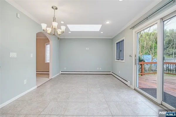 $1,499,000 | 31 Collins Avenue, Closter, NJ 07624