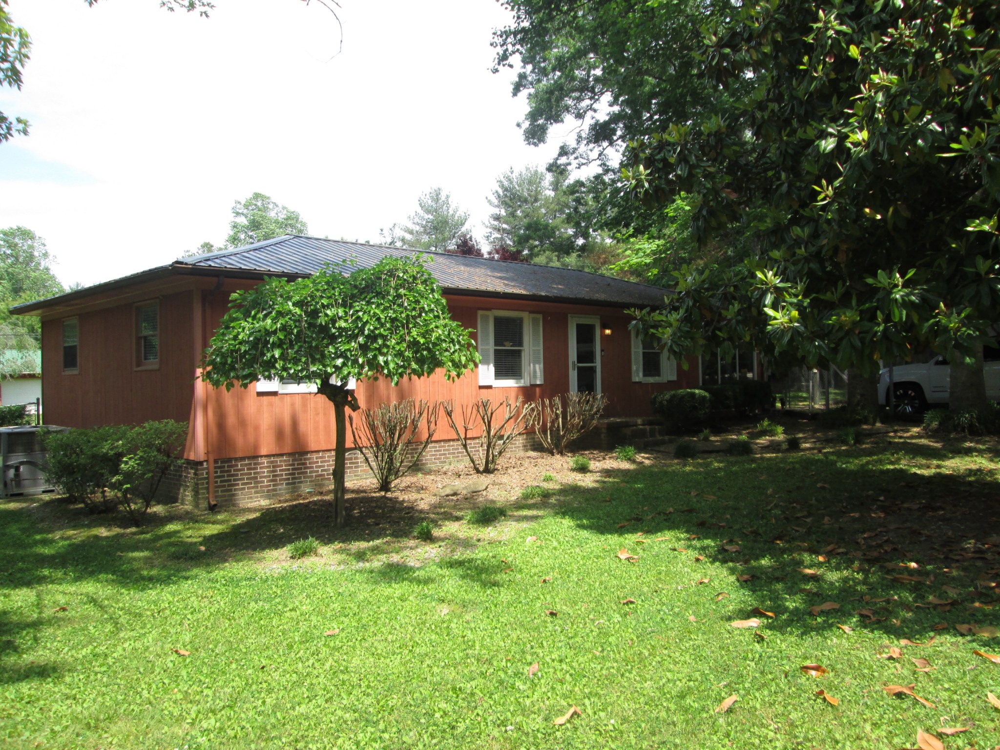 2413 Midway Road Smithville, TN 37166 - Photo 3 of 19 Gallery Image 3