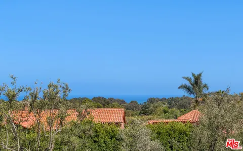 $11,925,000 | 28953 Boniface Drive, Malibu, CA 90265