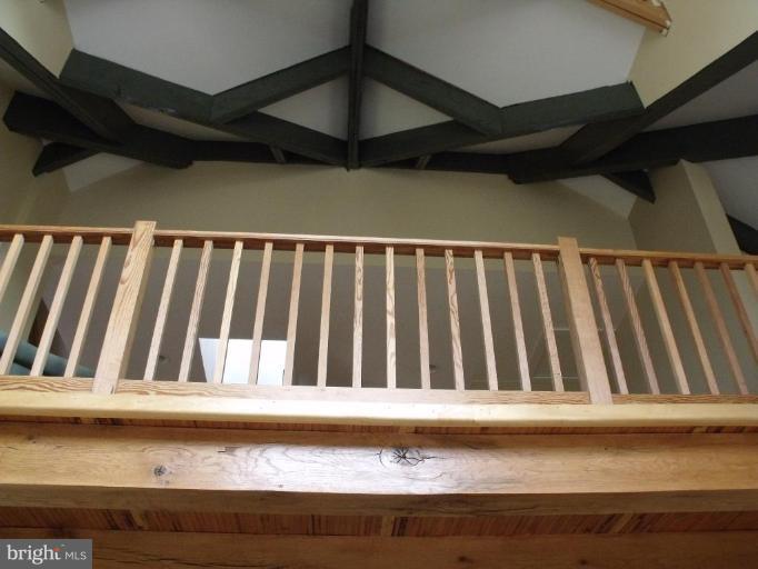 4470 Carrington Road Markham, VA 22643 - Photo 11 of 18 Loft