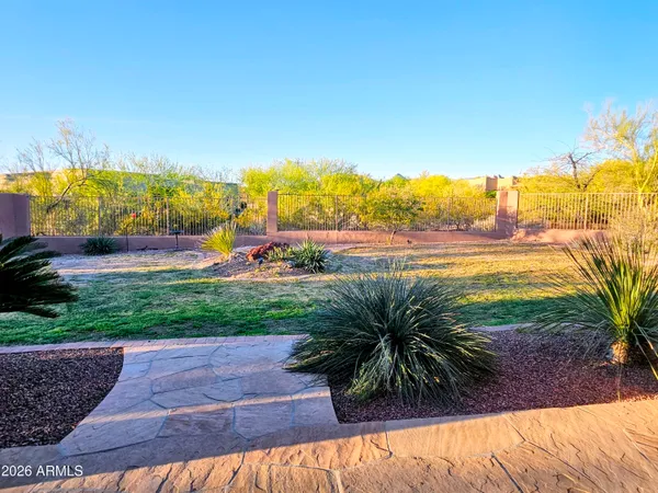 $1,077,500 | 1428 East Breezy Court, Phoenix, AZ 85086