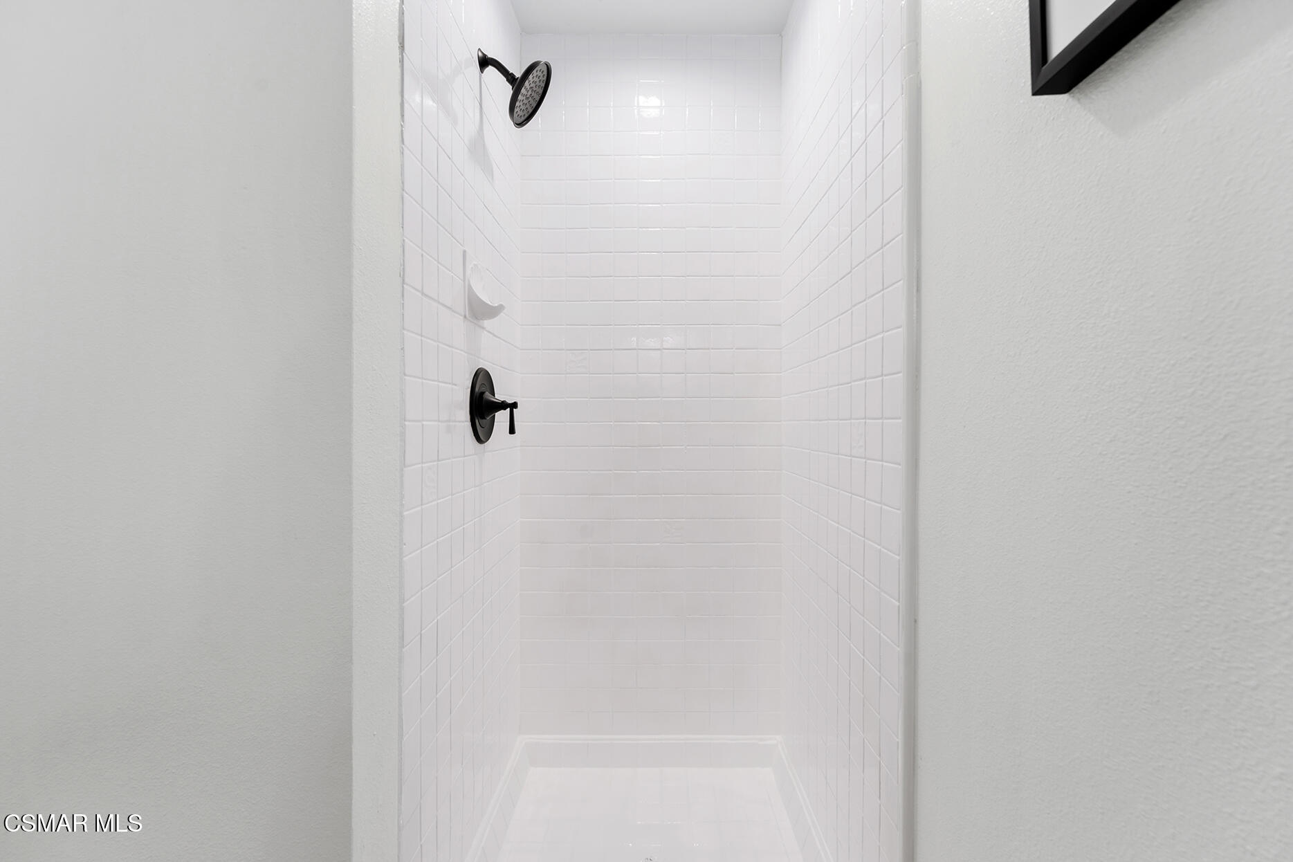 2354 Rowland Avenue Simi Valley, CA 93063 - Photo 25 of 38 2354 Rowland St_48