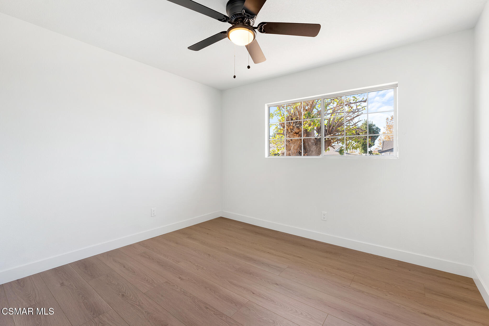 2354 Rowland Avenue Simi Valley, CA 93063 - Photo 28 of 38 2354 Rowland St_51