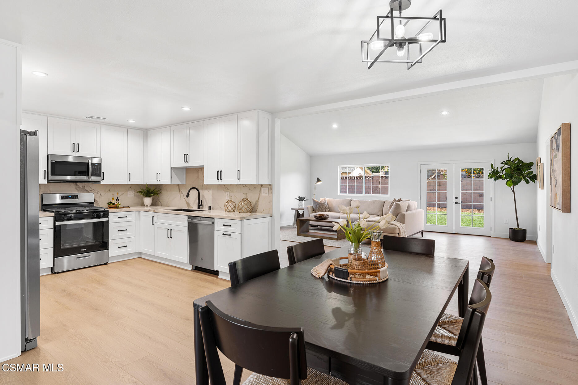 2354 Rowland Avenue Simi Valley, CA 93063 - Photo 8 of 38 2354 Rowland St_20