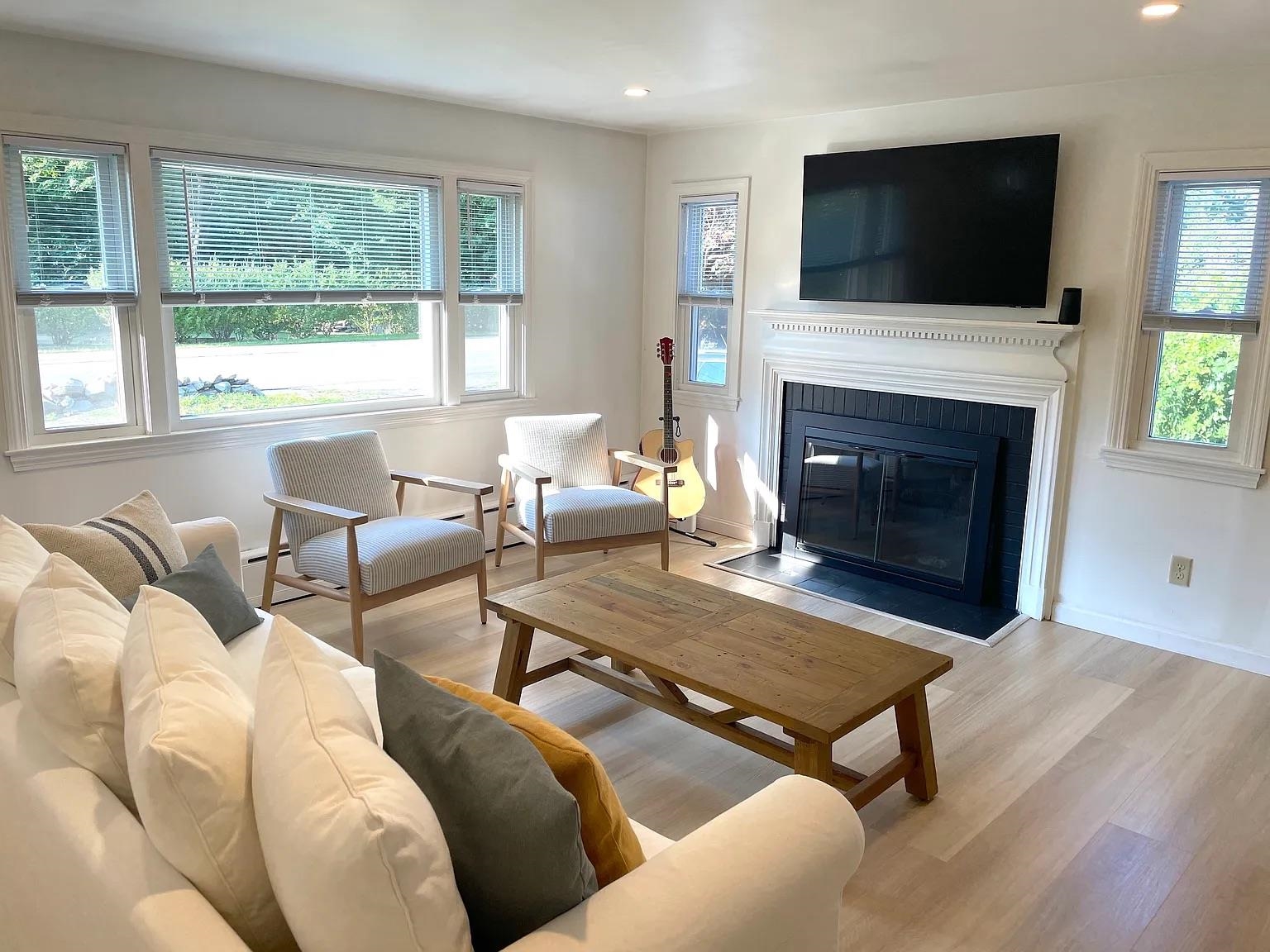 370 Wallis Road Rye, NH 03870 - Photo 14 of 33