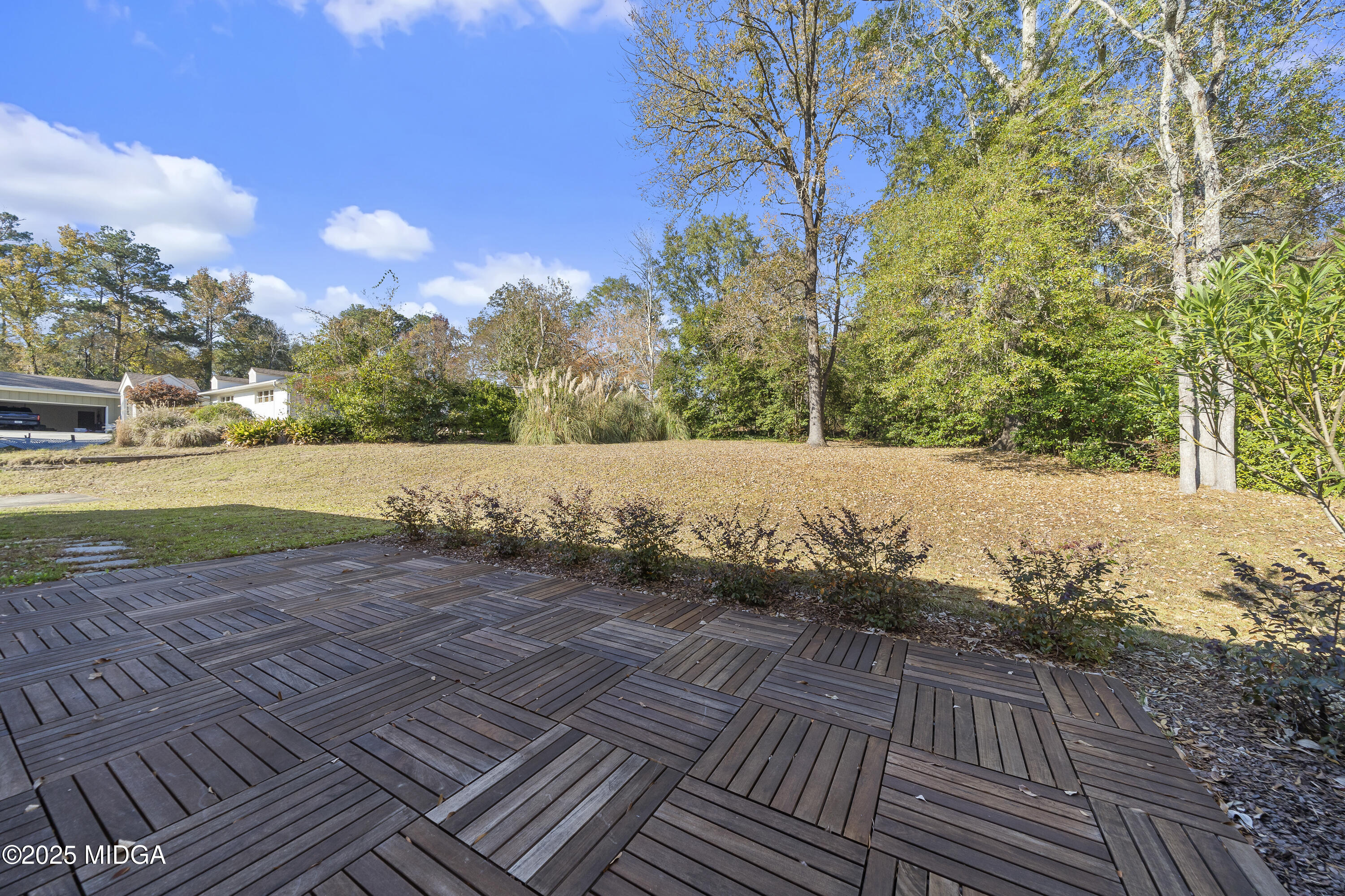 620 Rosa Taylor Drive Macon, GA 31204 - Photo 40 of 45 a view of a yard with wooden fence