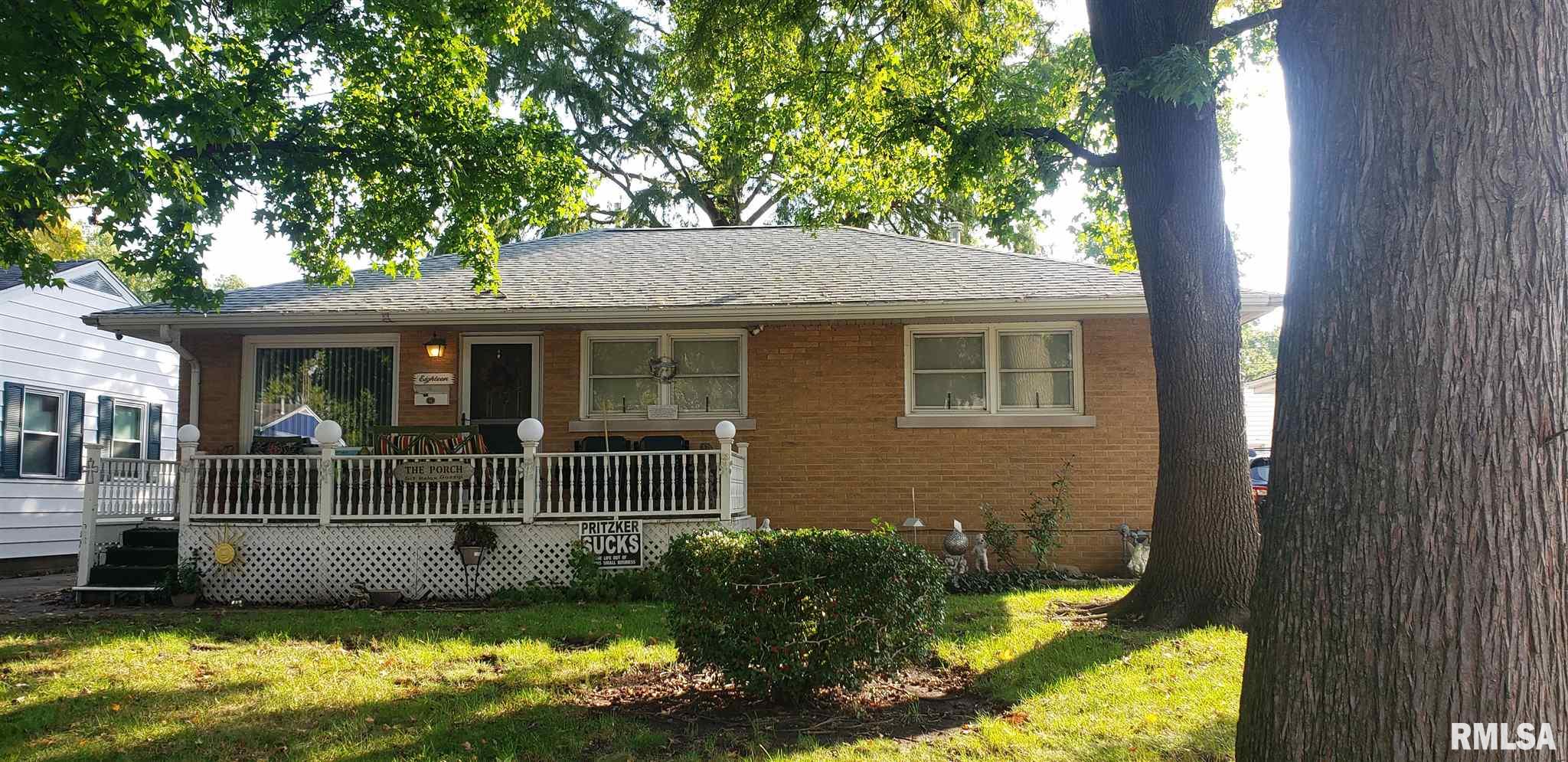 18 Midland Court Springfield, IL 62702 - Photo 1 of 20