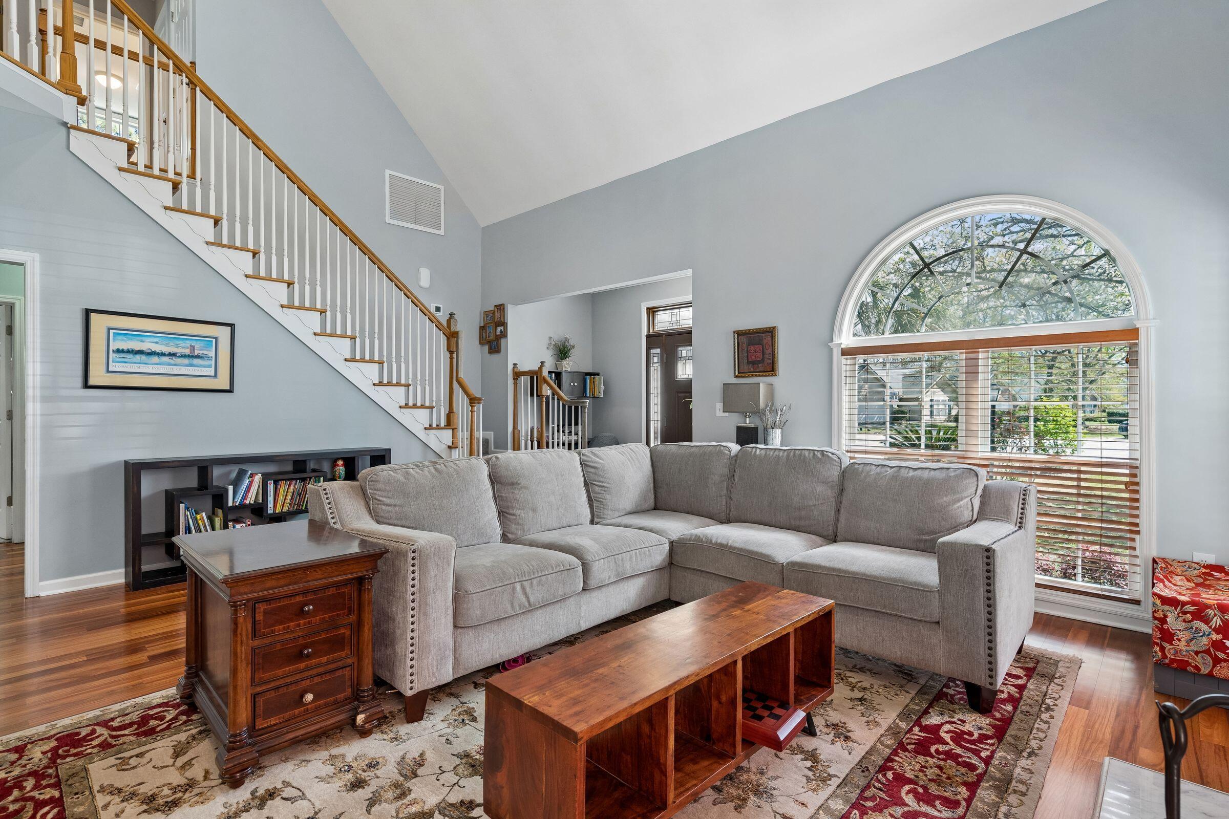 733 Ginglis Way Mount Pleasant, SC 29464 - Photo 11 of 37 733 Ginglis Way