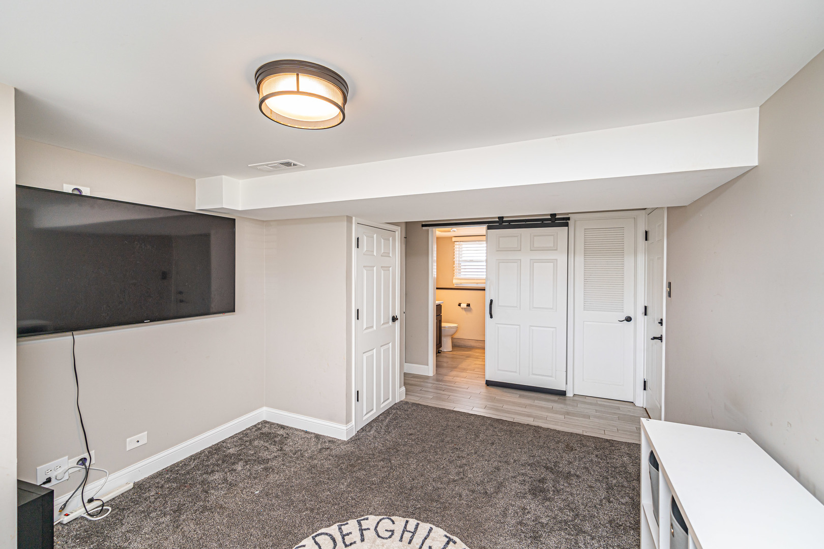 15423 Tudor Road Oak Forest, IL 60452 - Photo 18 of 23 Gallery Image 18