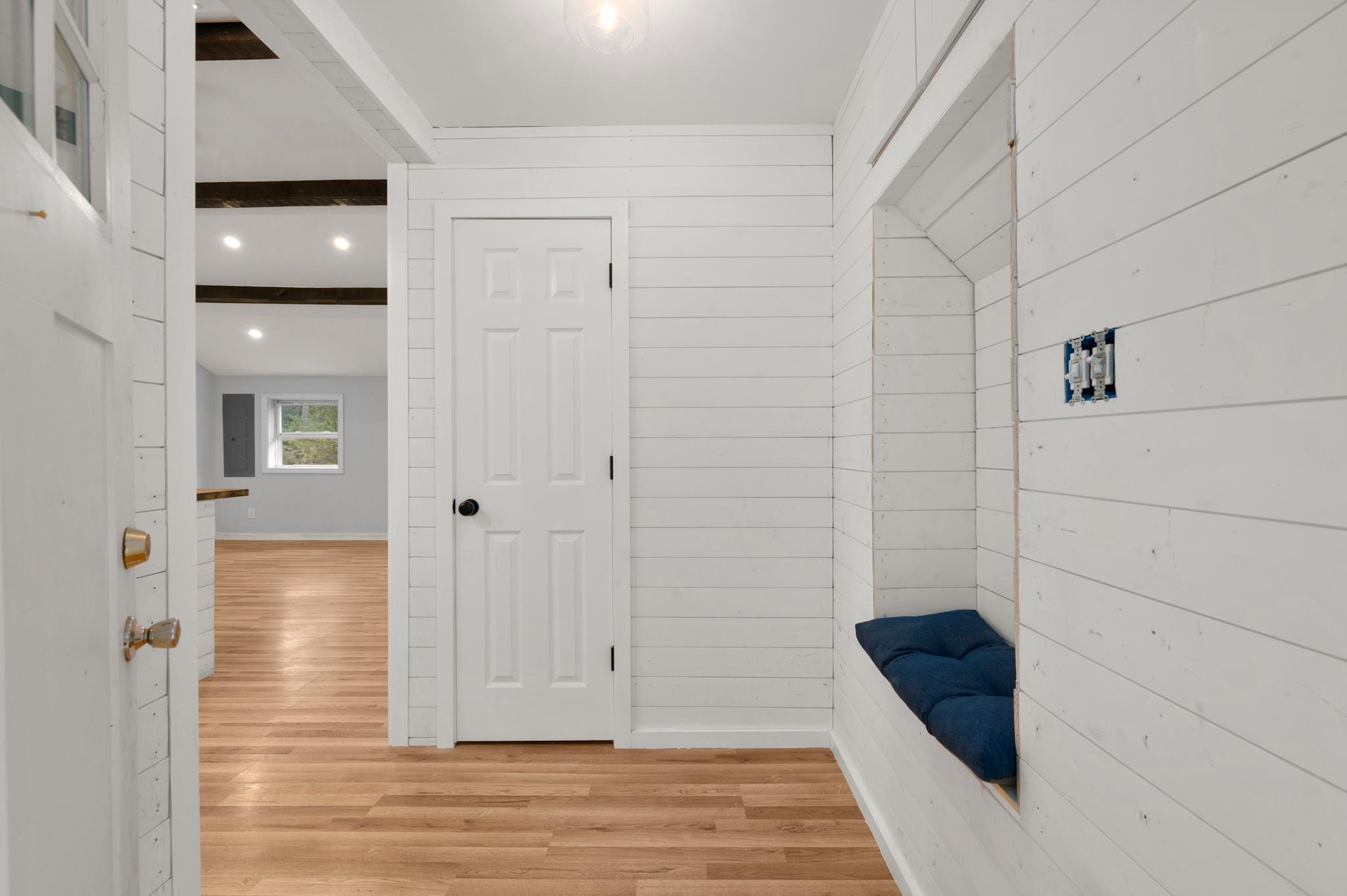 62 Croy Path Hampstead, NH 03841 - Photo 5 of 32