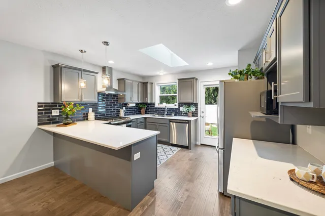 $299,000 | 1408 Woodbine Road, Unit 1, Bloomington, IL 61704