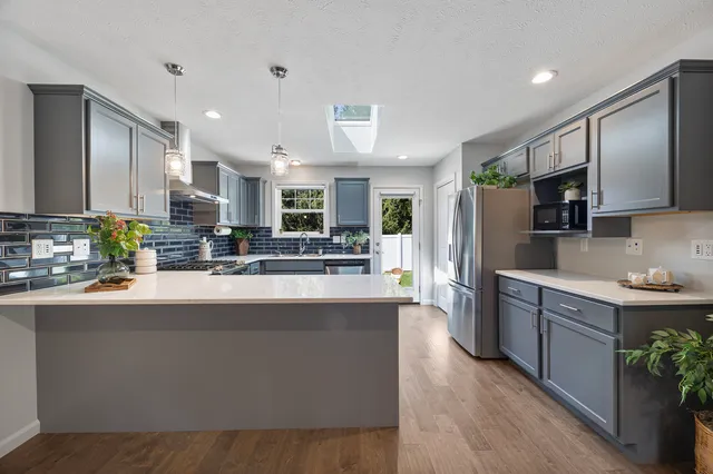 $299,000 | 1408 Woodbine Road, Unit 1, Bloomington, IL 61704