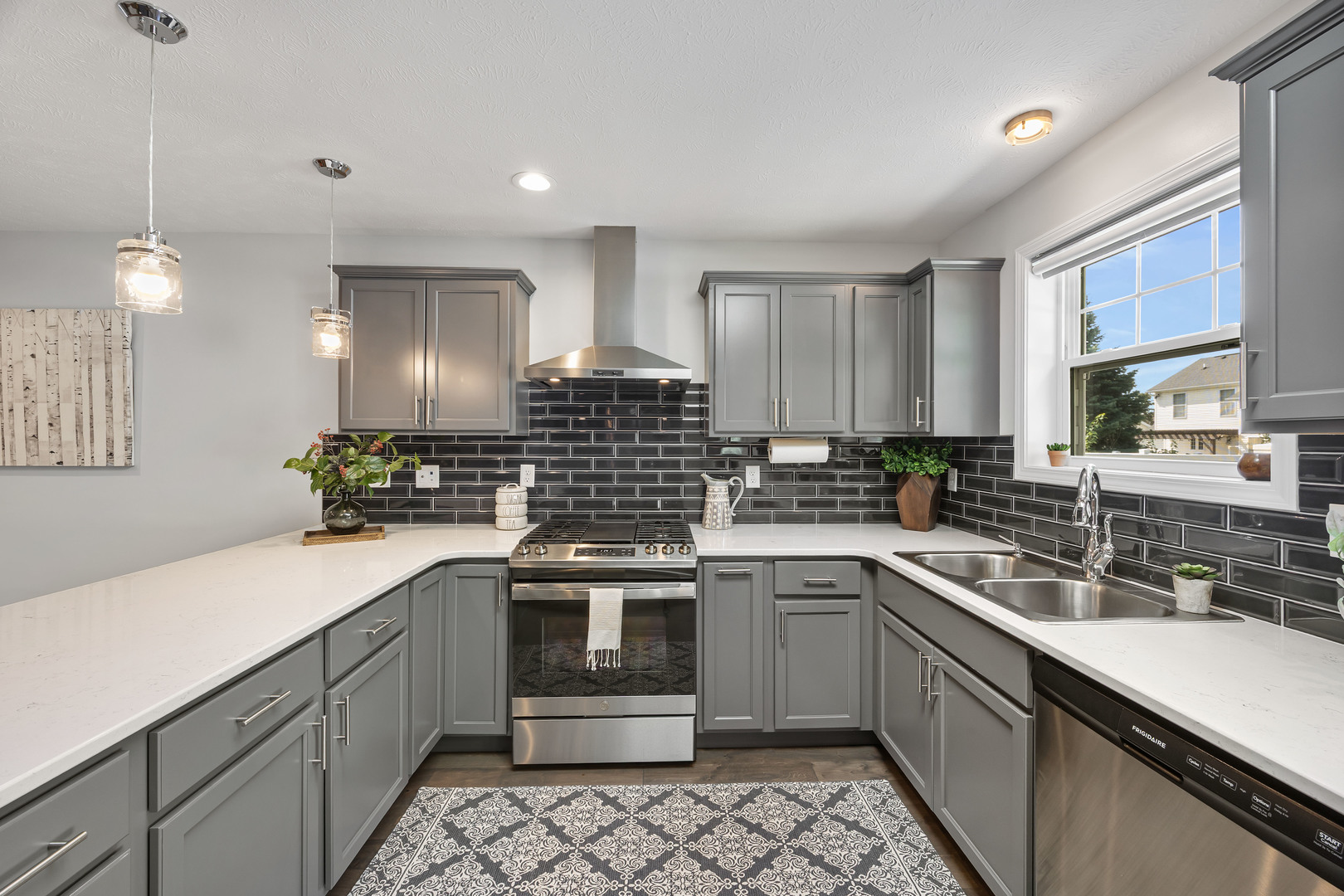 1408 Woodbine Road, Unit 1 Bloomington, IL 61704 - Photo 15 of 42