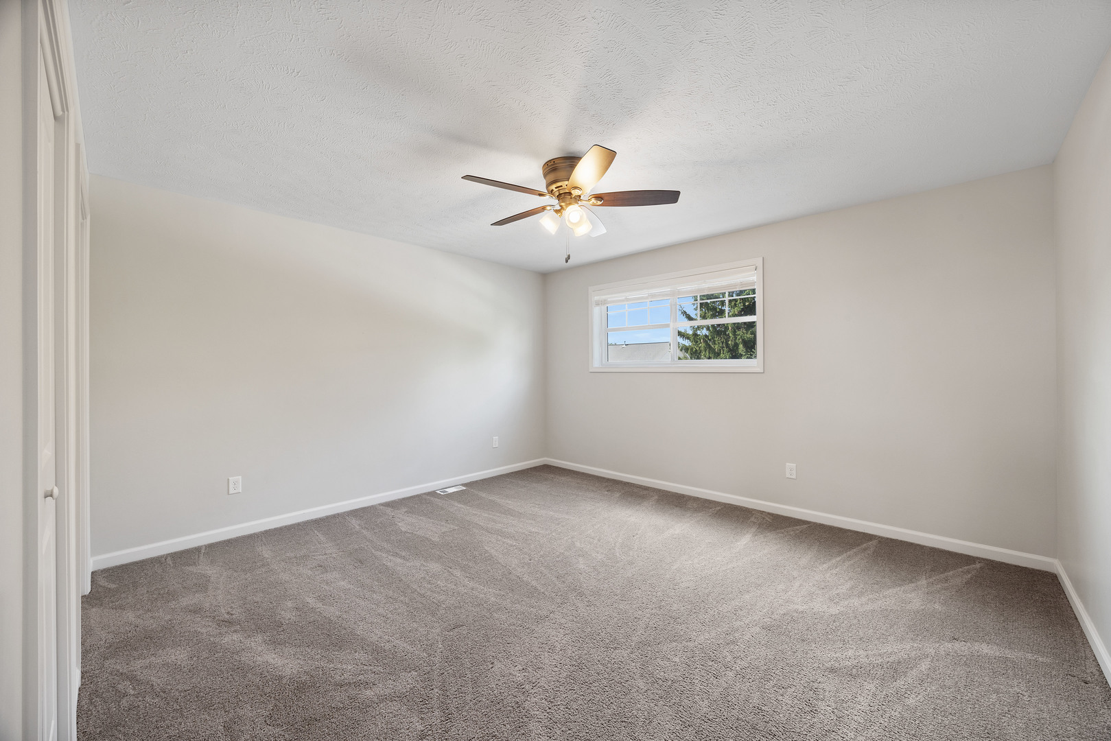 1408 Woodbine Road, Unit 1 Bloomington, IL 61704 - Photo 26 of 42