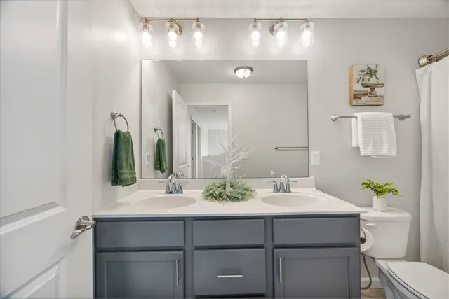 $299,000 | 1408 Woodbine Road, Unit 1, Bloomington, IL 61704