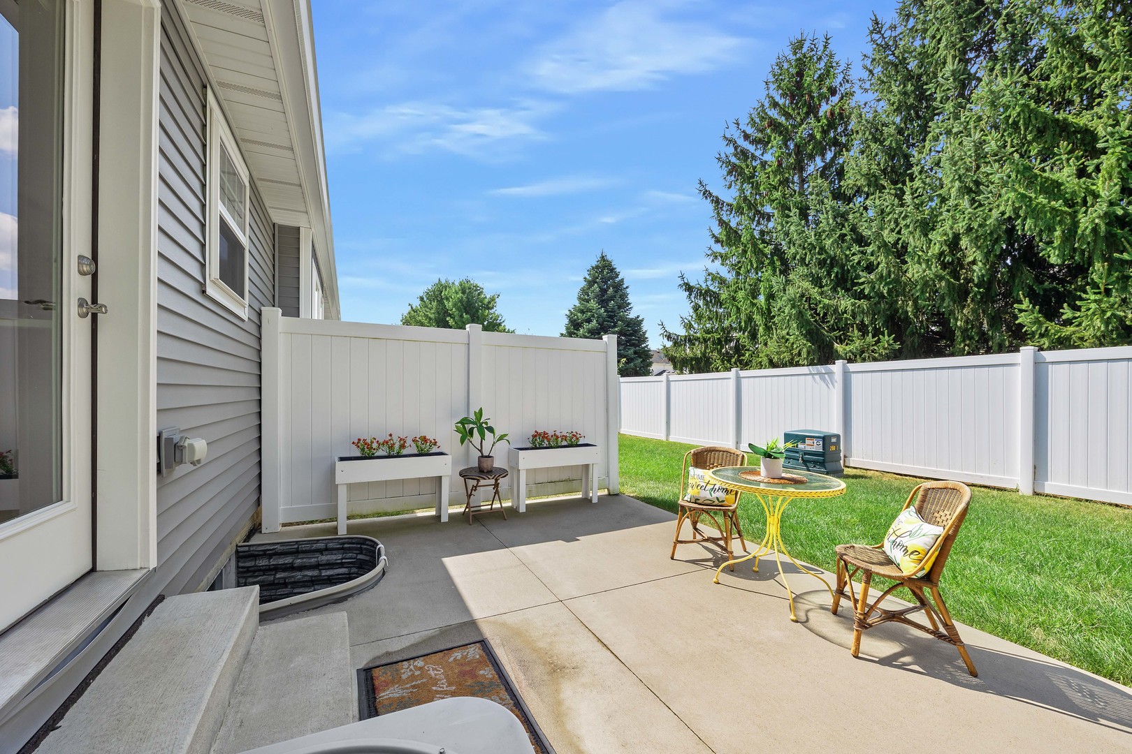 1408 Woodbine Road, Unit 1 Bloomington, IL 61704 - Photo 33 of 42