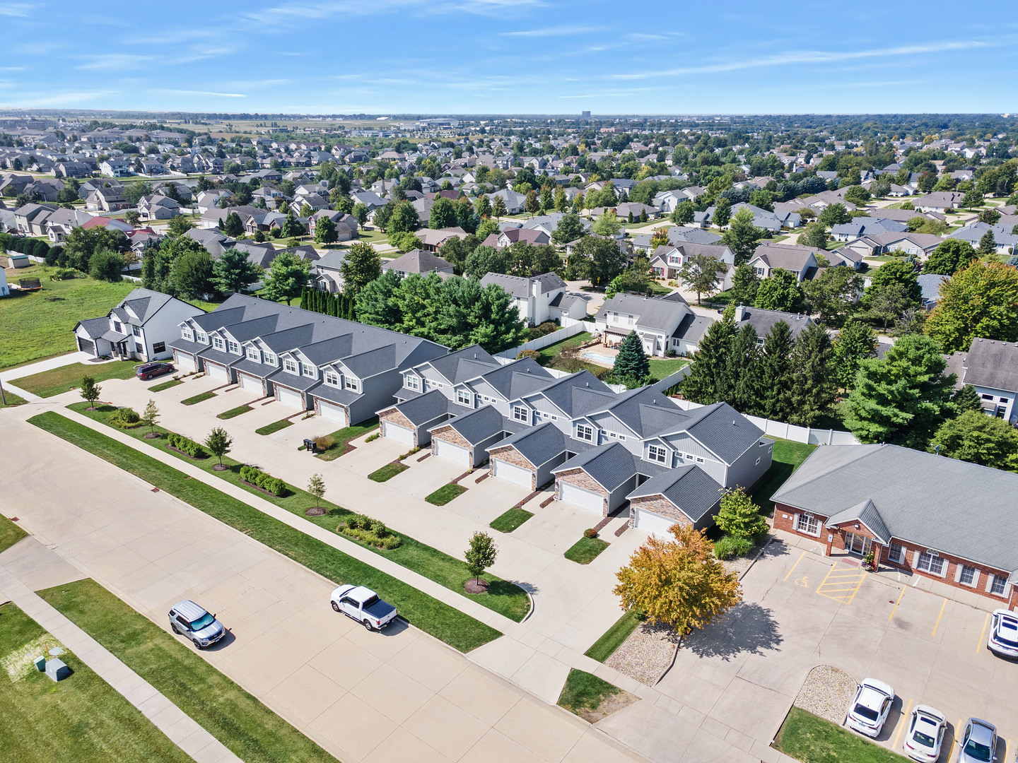 1408 Woodbine Road, Unit 1 Bloomington, IL 61704 - Photo 38 of 42