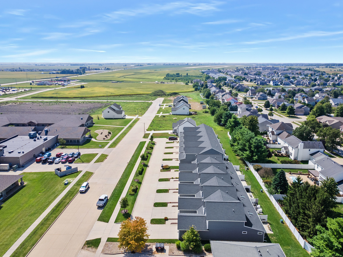 1408 Woodbine Road, Unit 1 Bloomington, IL 61704 - Photo 39 of 42