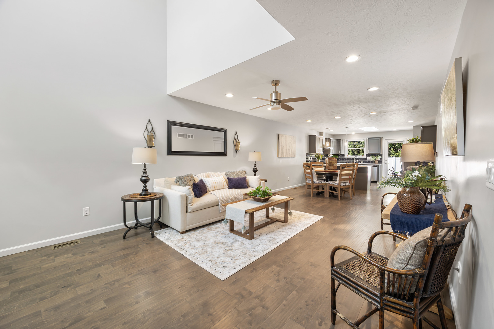 1408 Woodbine Road, Unit 1 Bloomington, IL 61704 - Photo 4 of 42