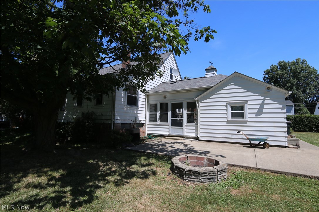 1384 Churchill Road Lyndhurst, OH 44124 - Photo 29 of 29