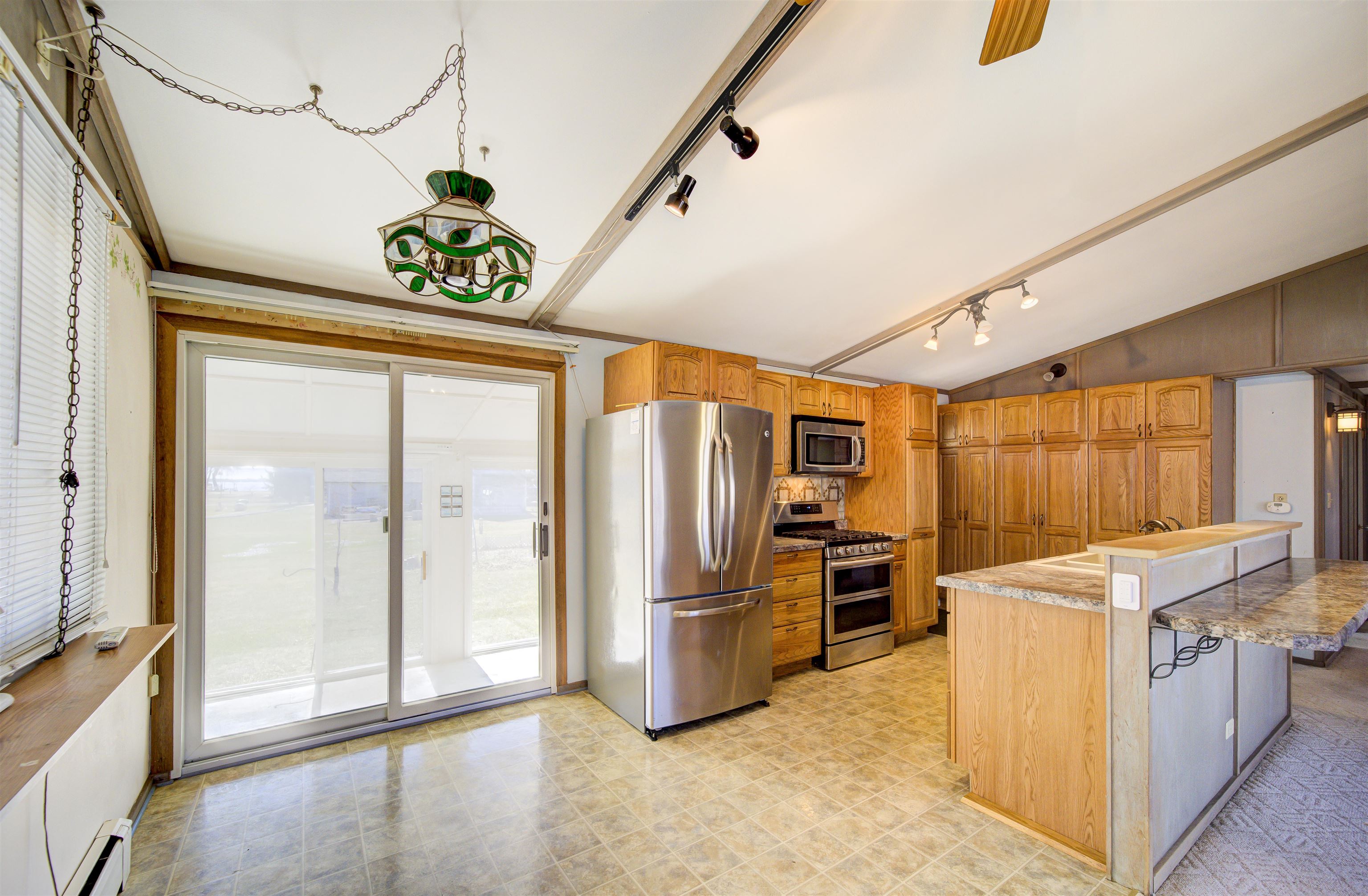 W285 Oak Street Fremont, WI 54940 - Photo 11 of 25