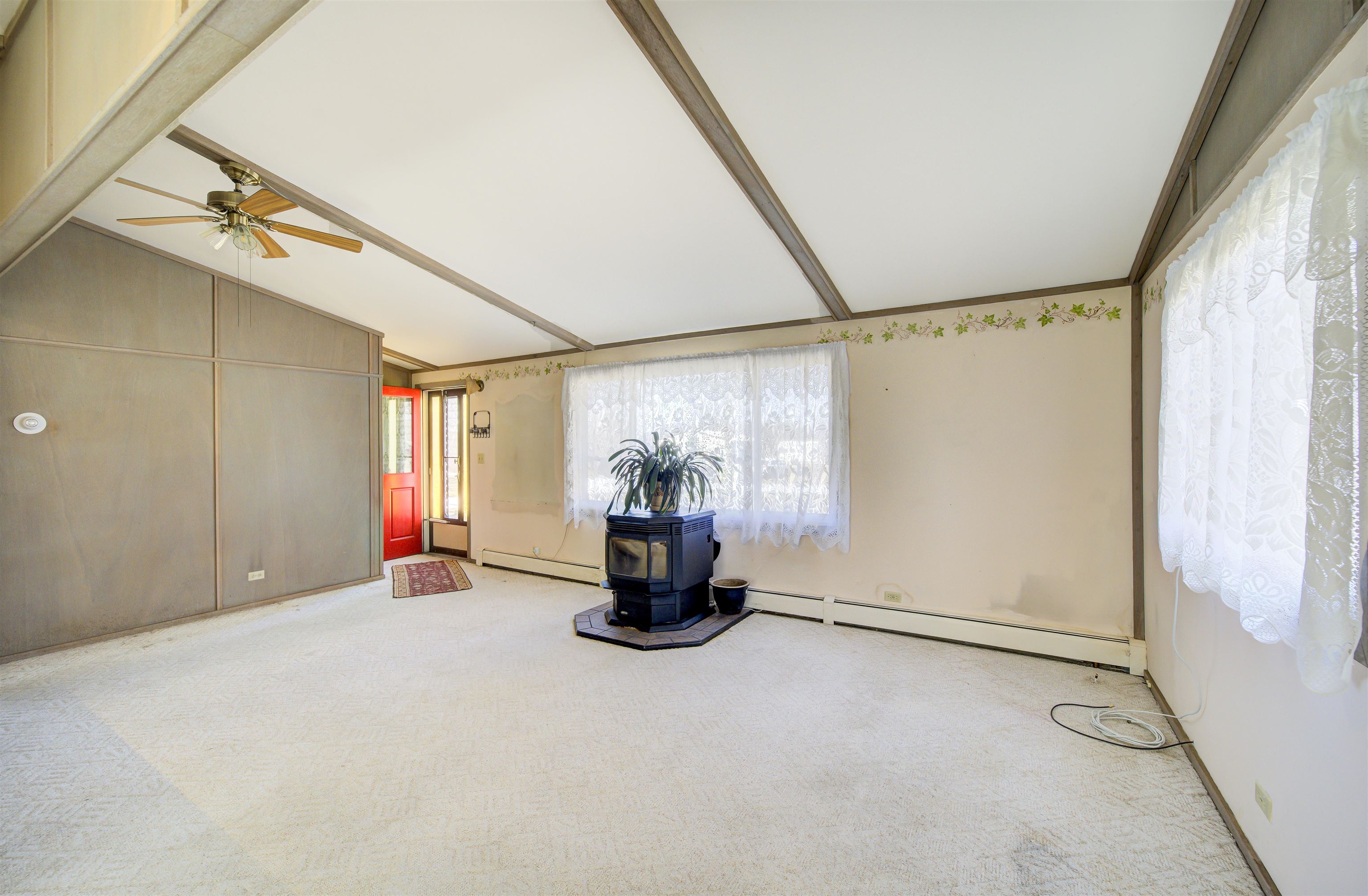 W285 Oak Street Fremont, WI 54940 - Photo 14 of 25