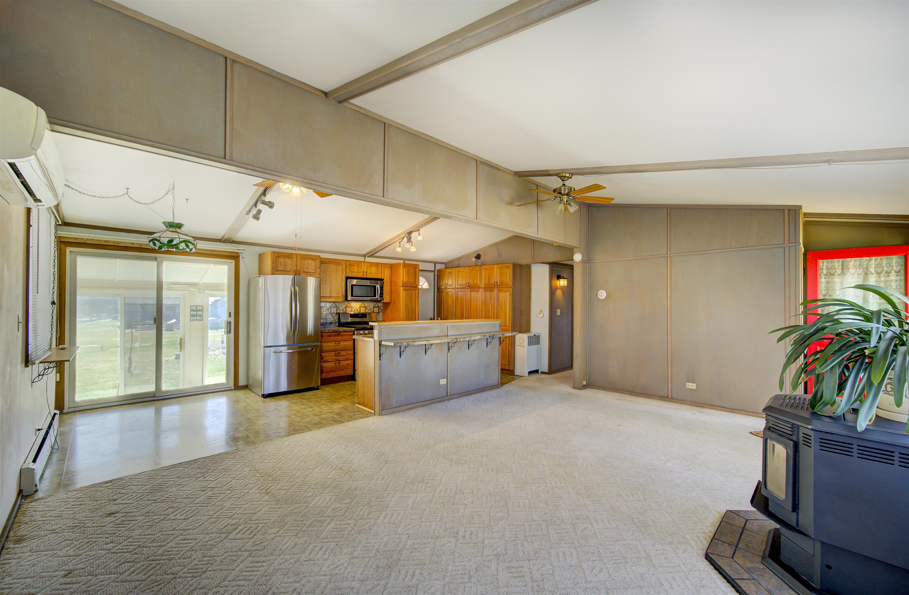 W285 Oak Street Fremont, WI 54940 - Photo 7 of 25