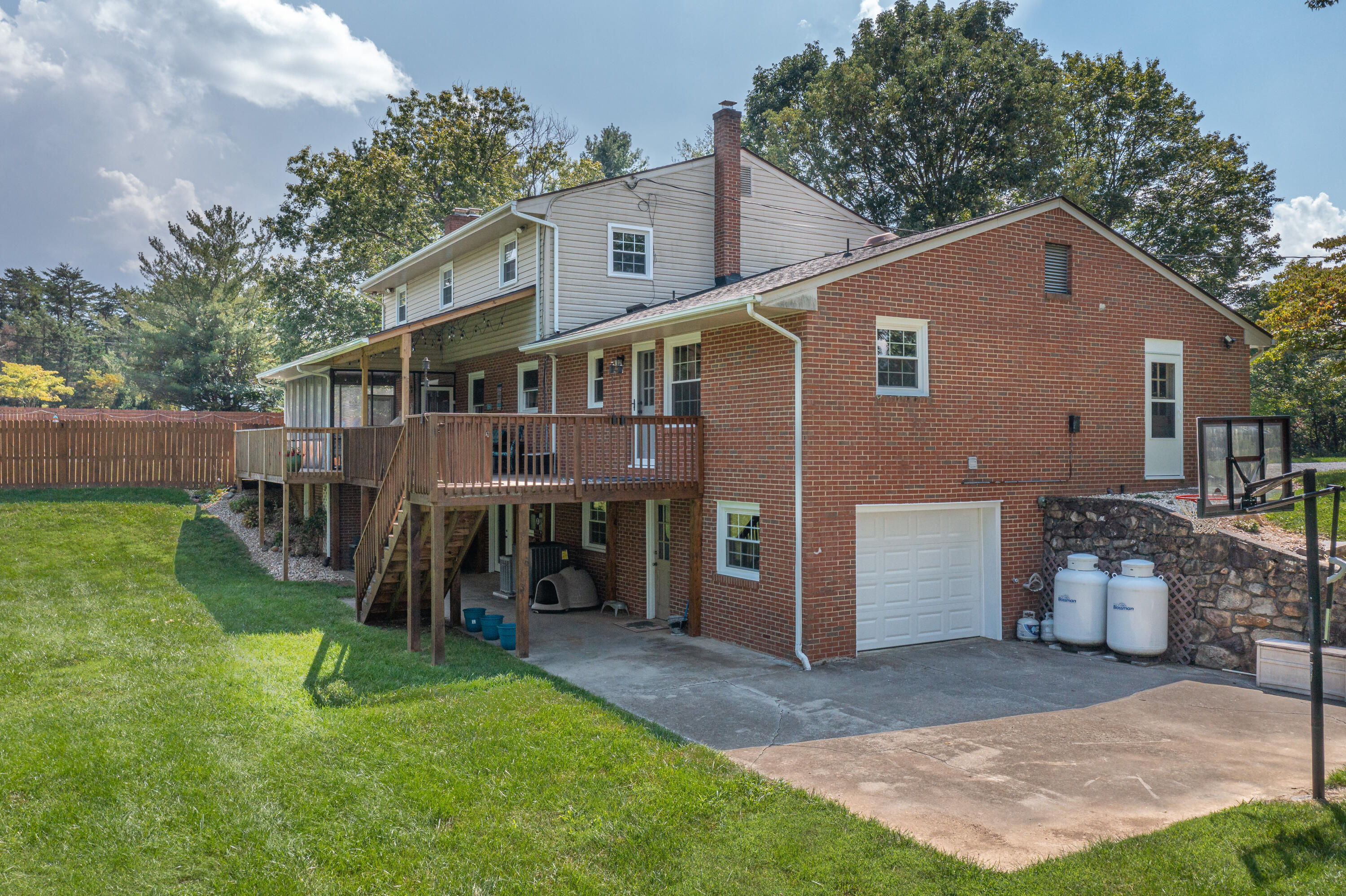 32 Brunswick Forge Road Troutville, VA 24175 - Photo 32 of 35 Garage