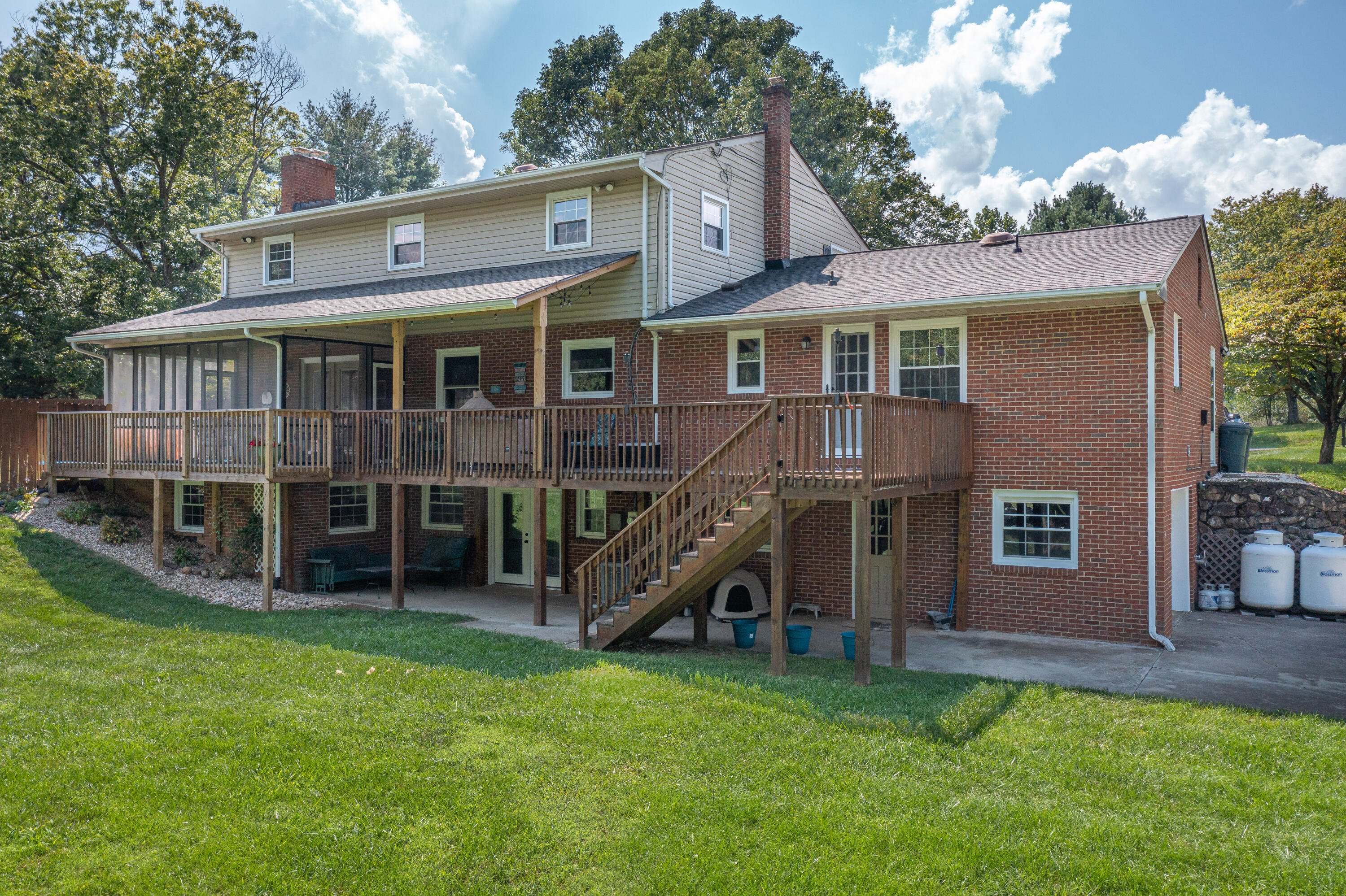 32 Brunswick Forge Road Troutville, VA 24175 - Photo 33 of 35 Back of home
