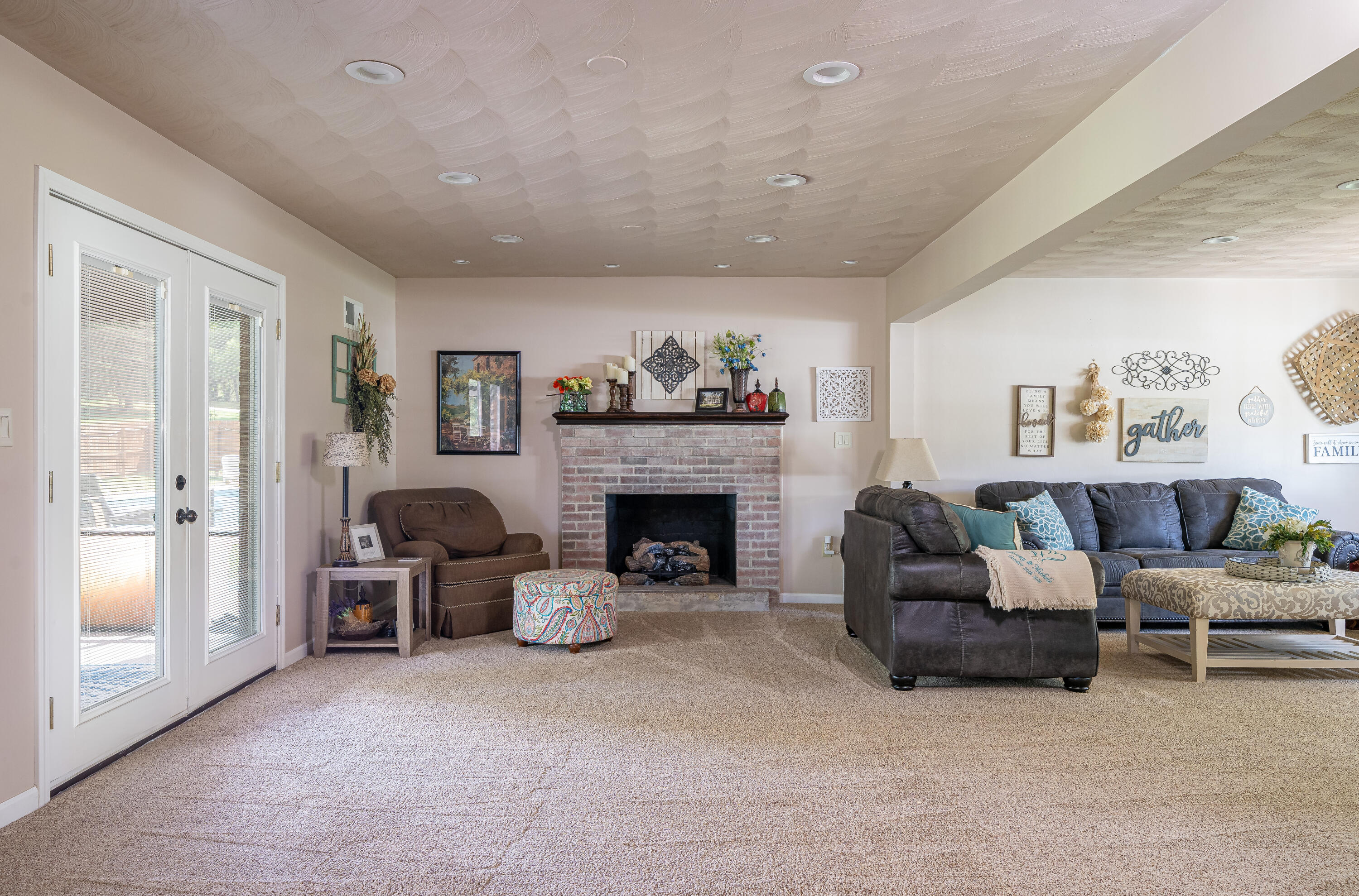 32 Brunswick Forge Road Troutville, VA 24175 - Photo 6 of 35 Living Room