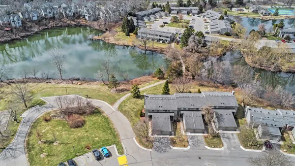 $369,800 | 719 Watersedge Drive, Ann Arbor, MI 48105