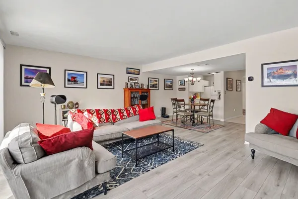 $369,800 | 719 Watersedge Drive, Ann Arbor, MI 48105