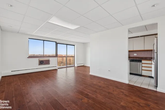 $630,000 | 92-29 Queens Boulevard, Unit 11H | Rego Park
