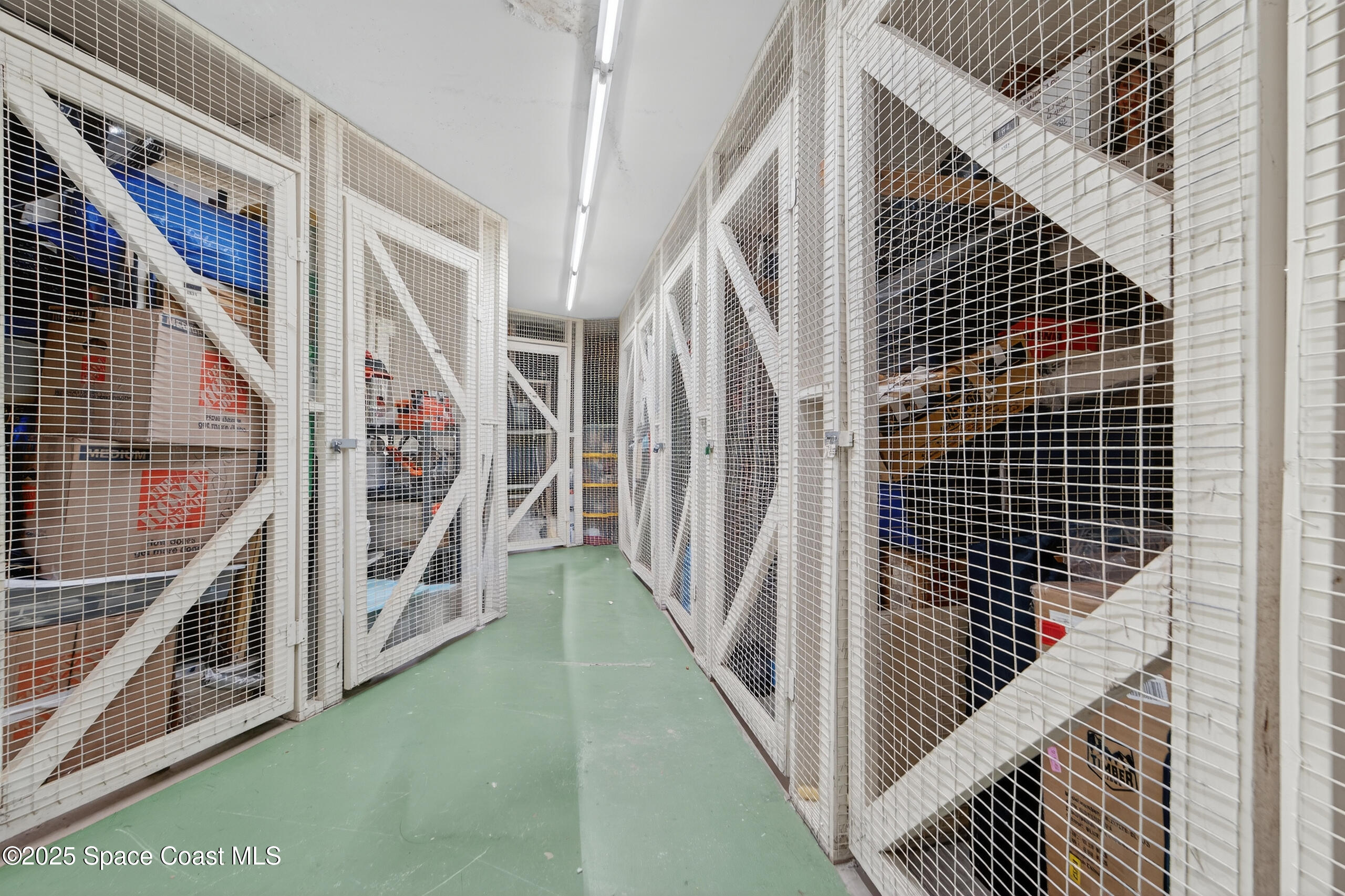 10777 West Sample Road, Unit 1212 Coral Springs, FL 33065 - Photo 30 of 41 a view of entryway