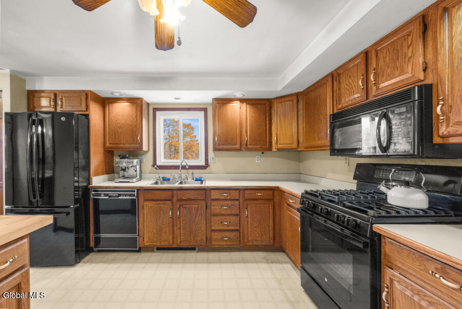 1064 Country Rt 411 Westerlo, NY 12193 - Photo 11 of 49 1064-Rt411-15