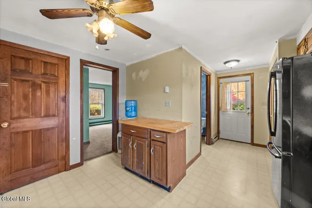 $320,000 | 1064 Country Rt 411, Westerlo, NY 12193