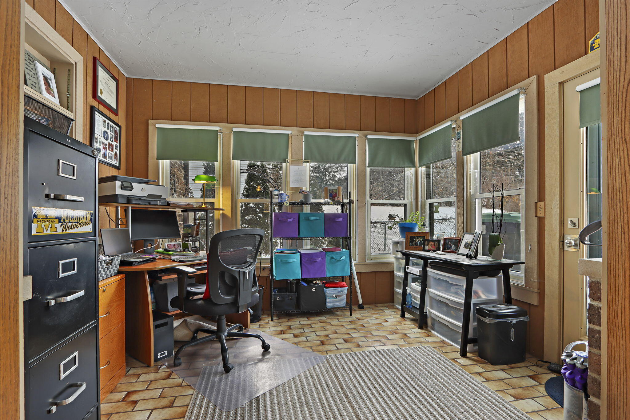 433 Robins Run Burlington, WI 53105 - Photo 11 of 37 Sunroom / Office