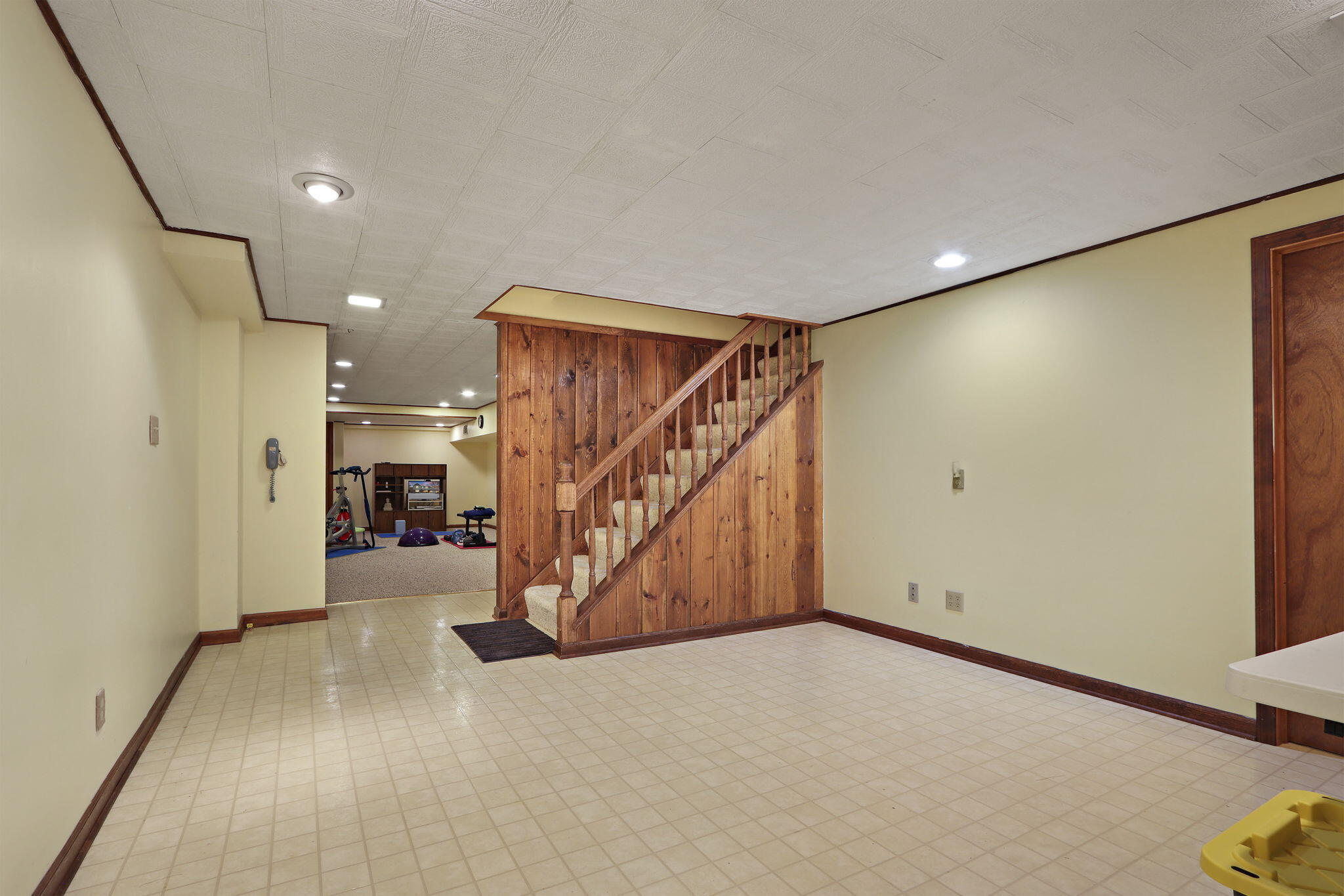 433 Robins Run Burlington, WI 53105 - Photo 25 of 37 Rec Room