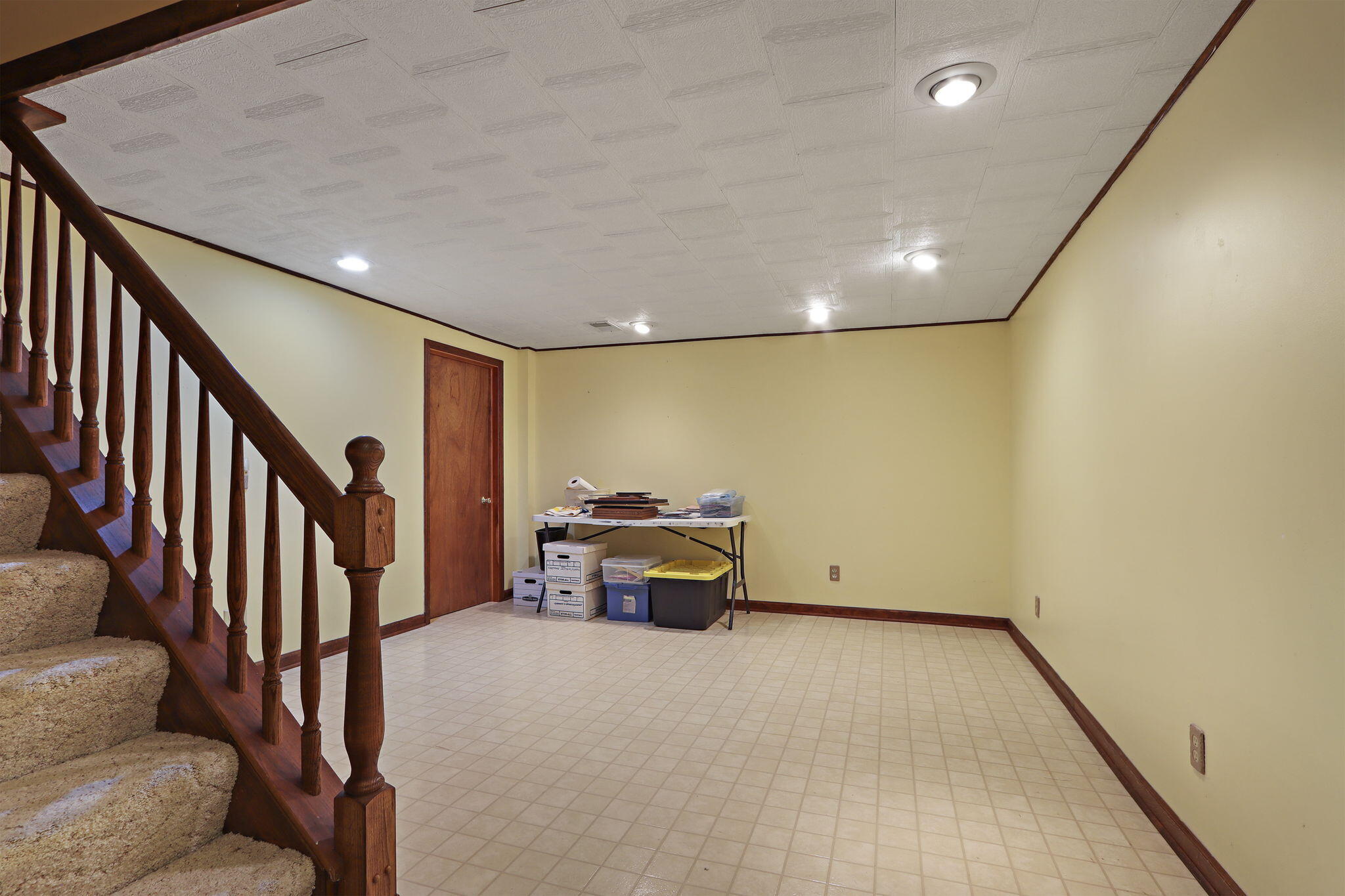 433 Robins Run Burlington, WI 53105 - Photo 26 of 37 Rec Room