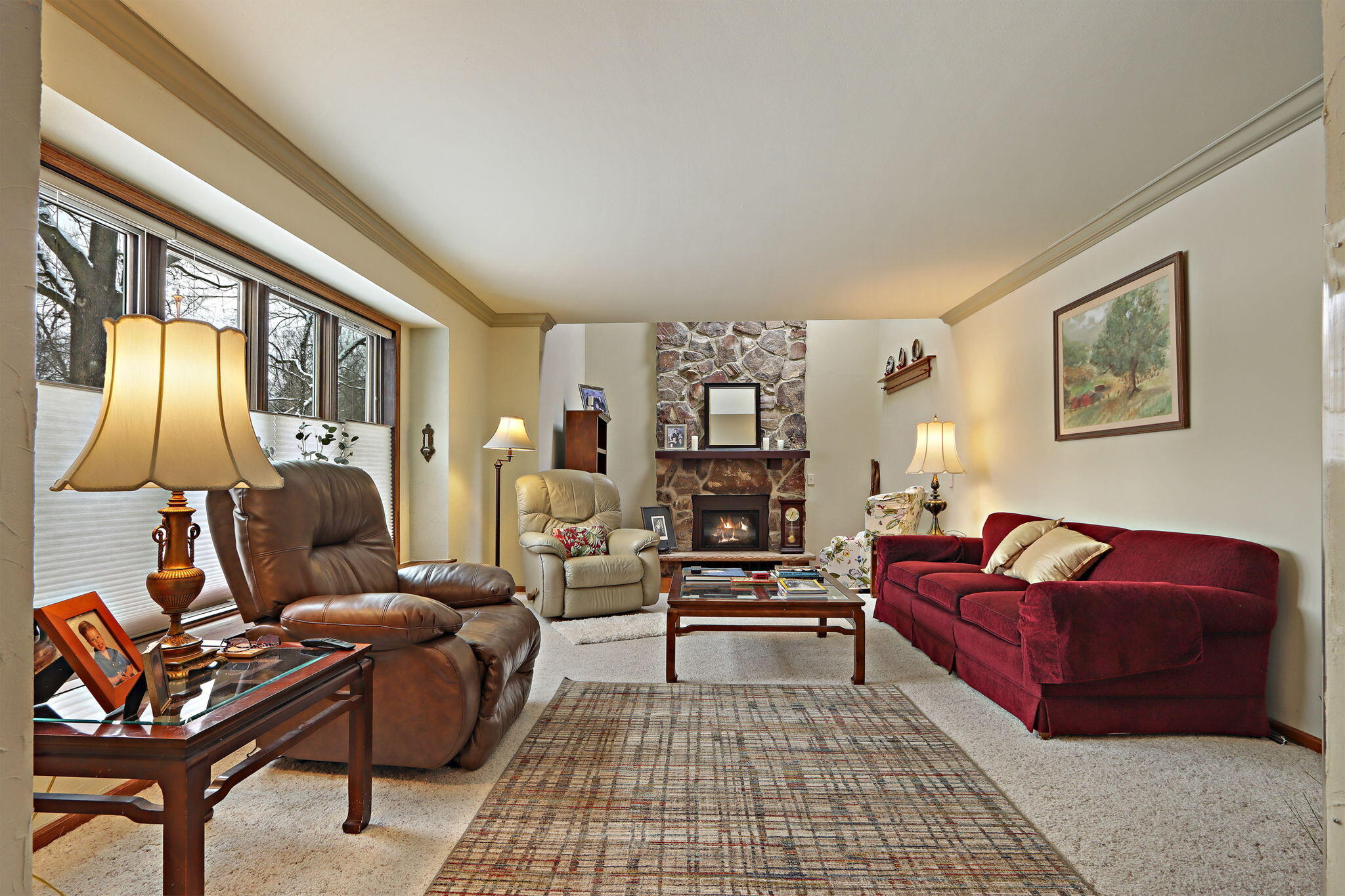 433 Robins Run Burlington, WI 53105 - Photo 2 of 37 Great Room