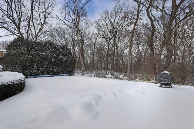 $525,000 | 433 Robins Run, Burlington, WI 53105